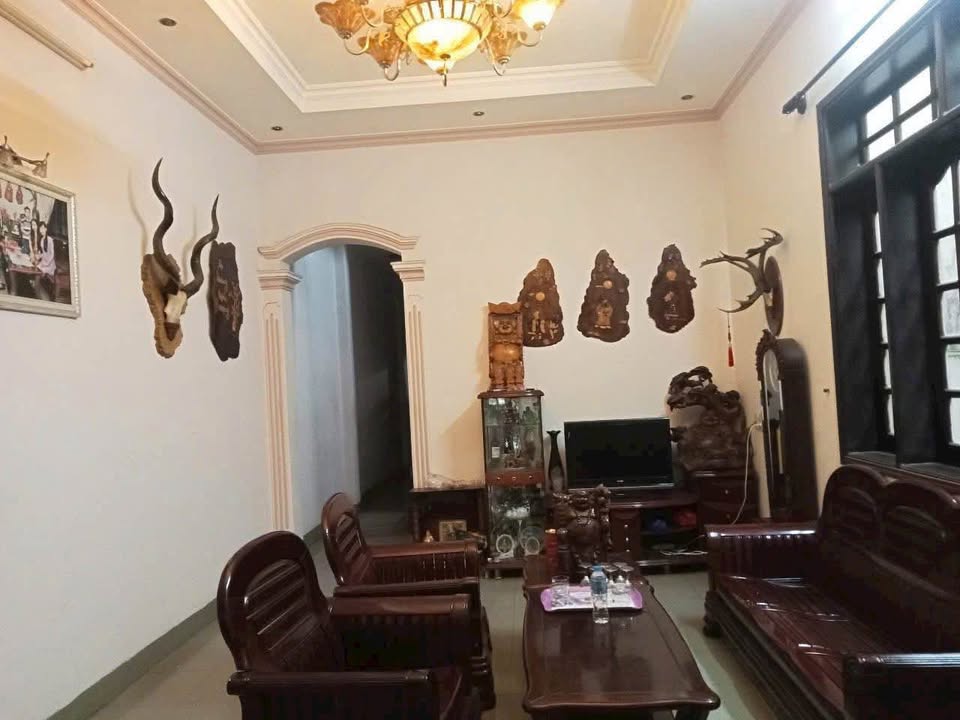 Nhà mê 2 mặt tiền đường lớn, kinh doanh bạt ngàn, giá hời