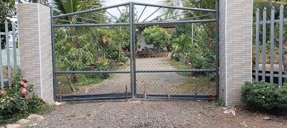 Bán gấp lô đất 1300m2 mặt tiền đường, Đức Hòa, Long An 350 triệu