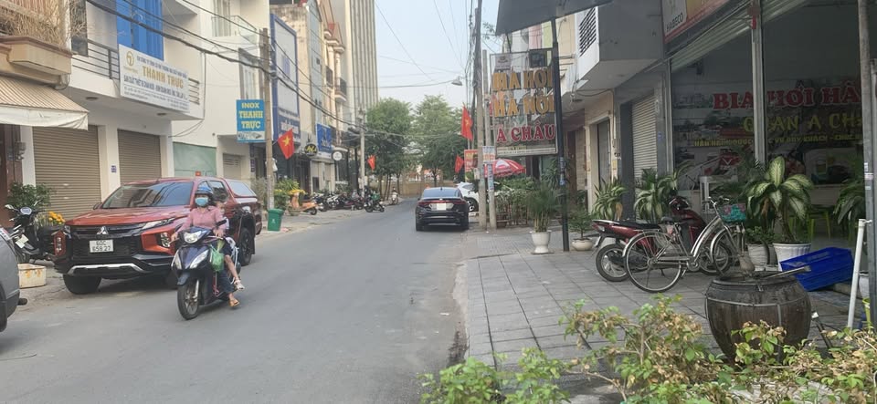 Đất vàng Biên Hòa 100m2 thổ cư, sổ riêng, ngay Bệnh viện Đồng Nai, 2 ô tô tránh