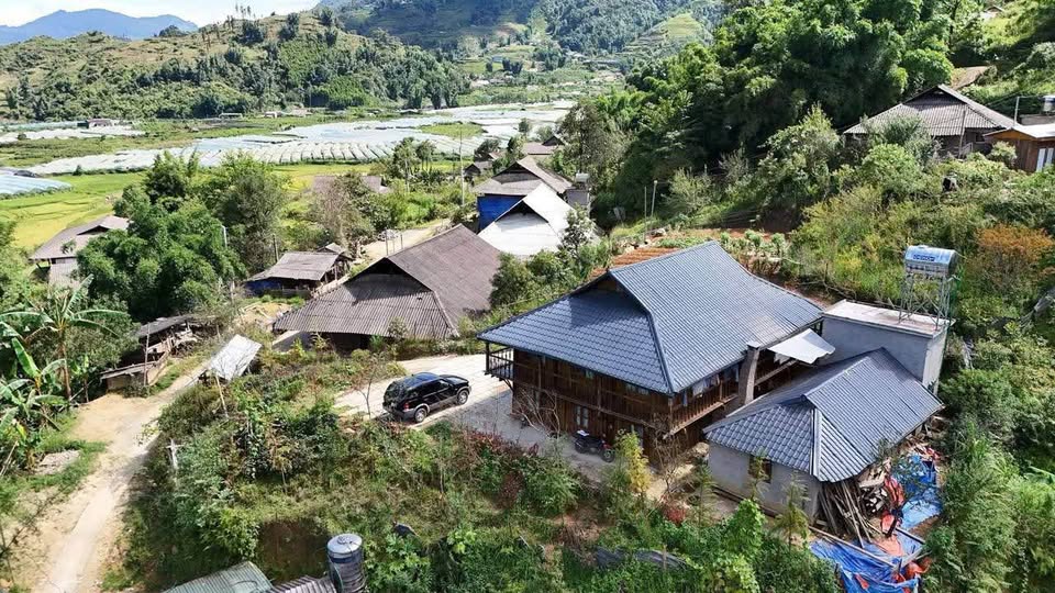 Bán homestay kinh doanh hái lộc tại Tả Phìn, Sa Pa diện tích lớn, view ruộng