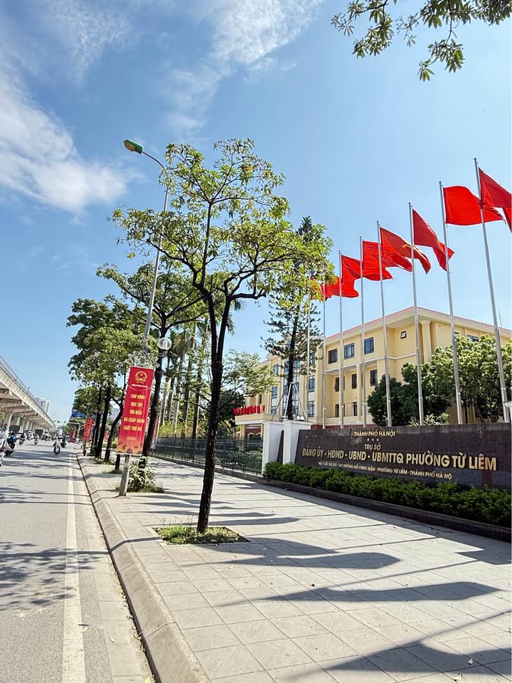 Nhà vip Nam Từ Liêm, lô góc 2 thoáng, ô tô đỗ cửa, giá hời