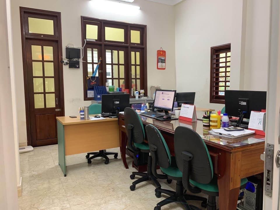 Bán nhà 2 tầng mặt tiền đường Nguyễn Sinh Cung, phường Vỹ Dạ, Huế