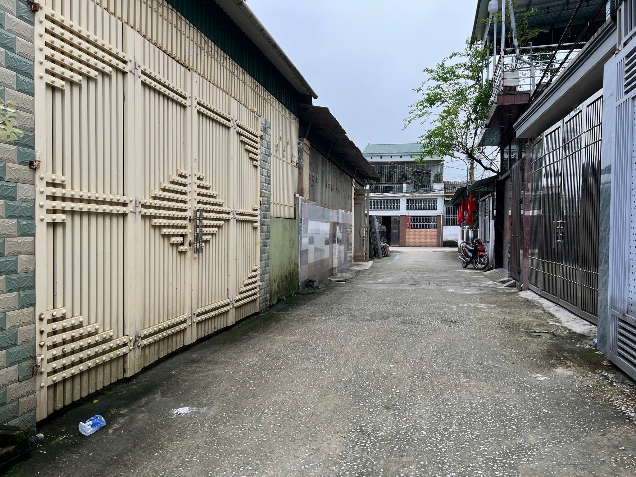 Bán đất Đông Vĩnh - 116m2 - Sổ đỏ sẵn sàng - Giá hời