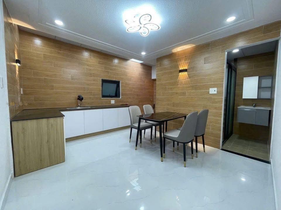 Nhà cấp 4 đẹp như mơ, ngang 5m, chỉ 2,55 tỷ tại Đà Lạt