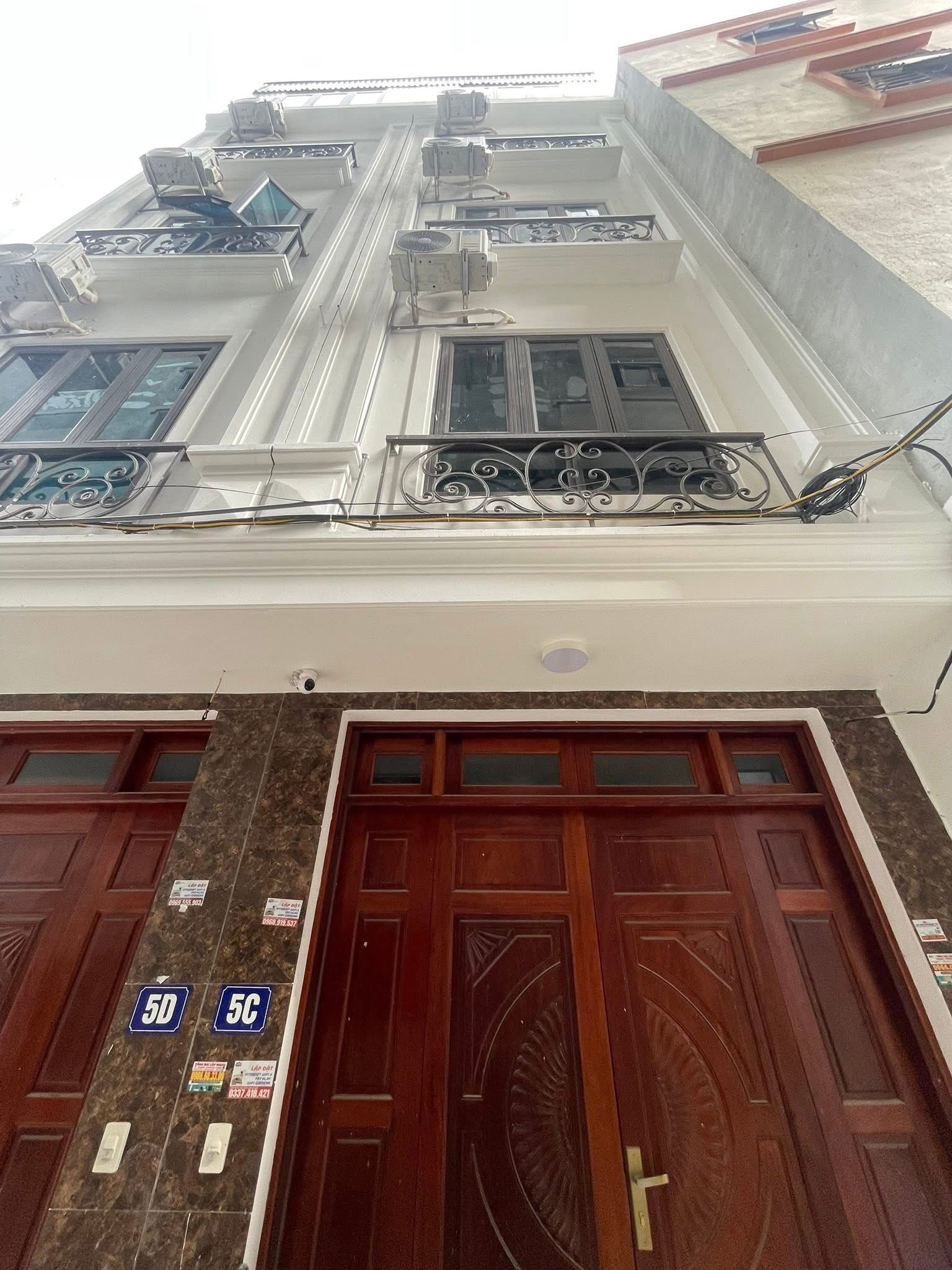 Nhà 38m2 x 5 tầng, 6 ngủ, gần Đại học Thành Đô, giá 5.x tỷ