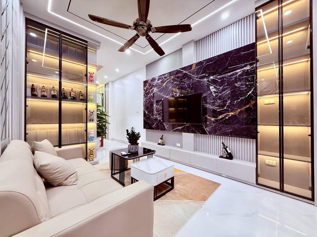 Nhà phân lô phố Tây Sơn 80m2, mặt tiền 4m, chỉ nhỉnh 10 tỷ, 50m ra phố lớn