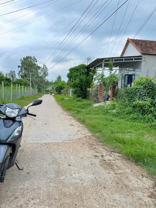 Đất 2 mặt tiền Tây Sơn, diện tích rộng rãi, giá yêu thương