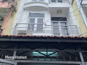 Tuyệt vời cho gia đình hoặc nhóm bạn, căn nhà nguyên căn tại hẻm xe hơi đường Trường Chinh, Tân Bình