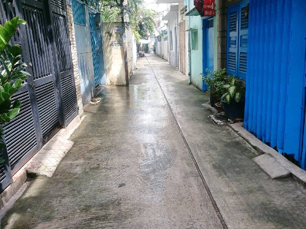 Nhà Cách mạng Tháng 8, Quận 3 - Mặt tiền 5.65m, nở hậu, hẻm thông, có sẵn dòng tiền 10 triệu/tháng, giá 12 tỷ