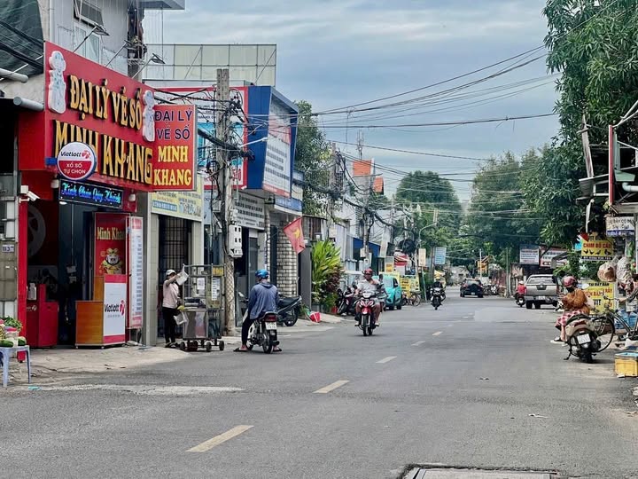 Nhà 1 trệt 1 lầu mặt tiền đường lớn, phường Rạch Dừa, Vũng Tàu 16 tỷ