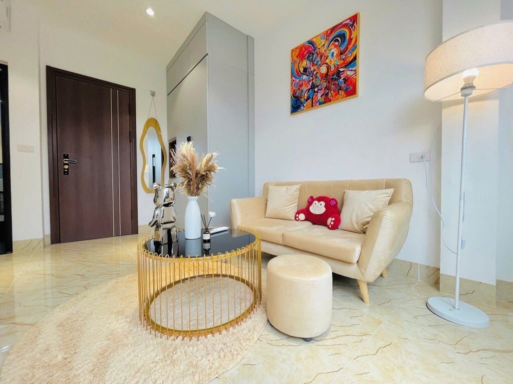 Tòa căn hộ dịch vụ 21 phòng, dòng tiền 1,6 tỷ/năm, sát phố, ô tô thông