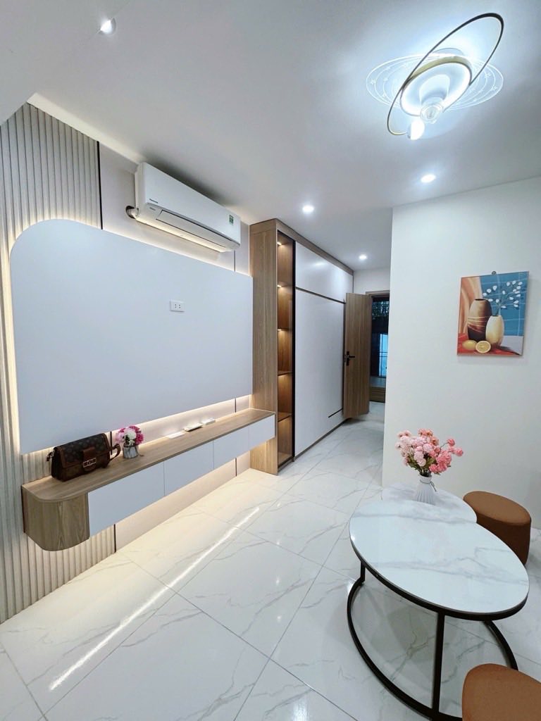 Nhà tập thể Hồng Mai 80m² 3 phòng ngủ, ô tô sát cửa, giá nhỉnh 3 tỷ
