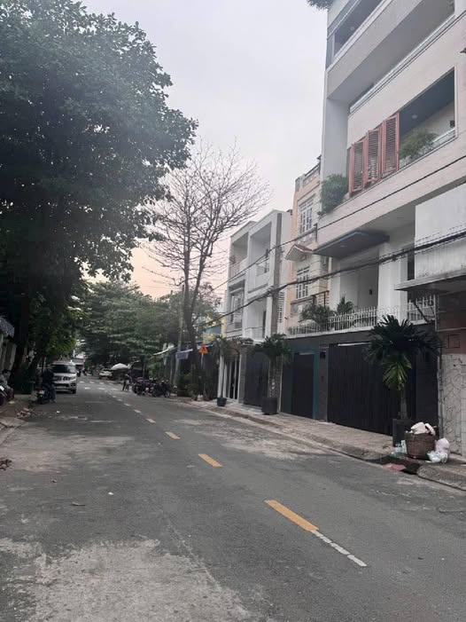 Nhà mặt tiền Lê Lâm, Quận 5, kinh doanh đỉnh cao, chỉ nhỉnh 10 tỷ