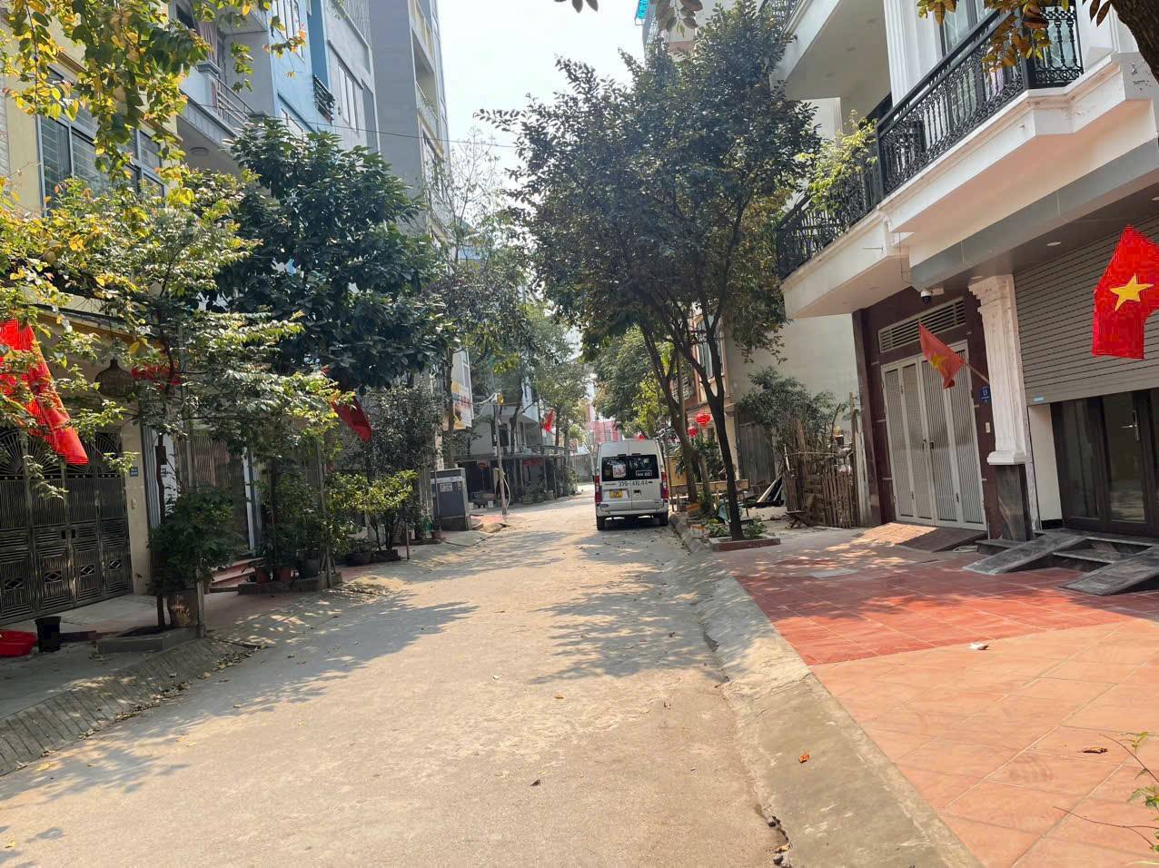 Siêu phẩm đất nền 2 mặt tiền Văn Khê, Hà Đông xây 7 tầng thoải mái