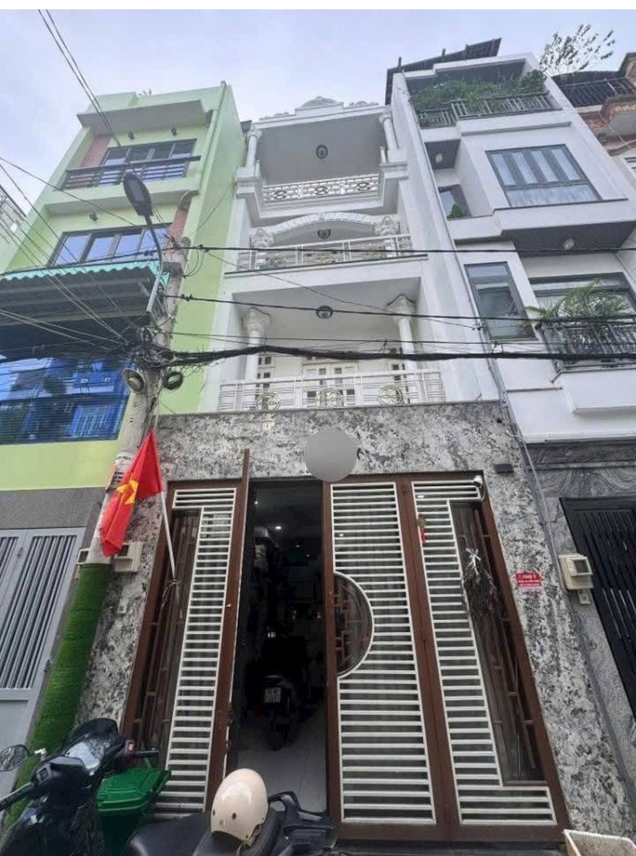 Nhà 3 tầng Nguyễn Văn Khối - Sổ hồng riêng vuông vắn