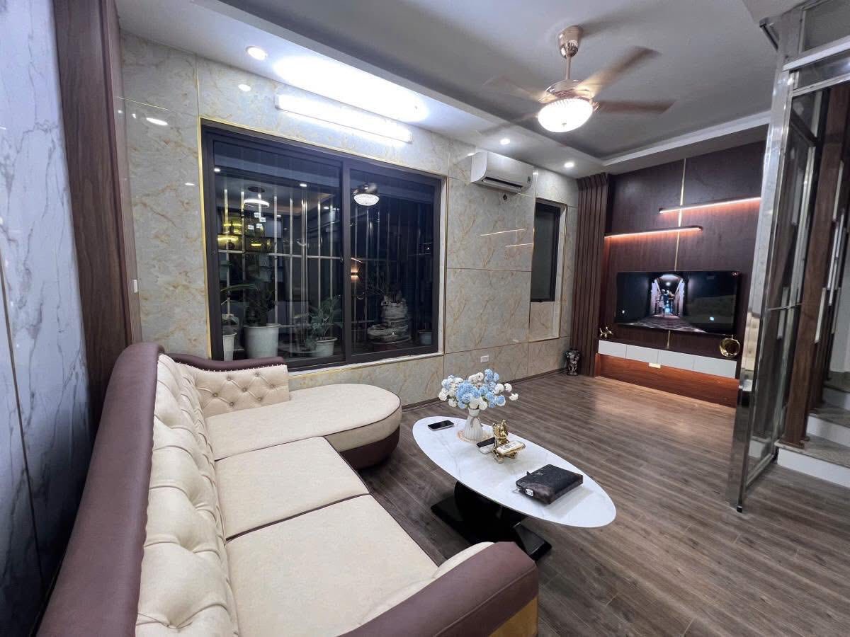 Bán nhà 6 tầng phố Nhân Hòa, Thanh Xuân, ô tô tránh, 40m², 13,25 tỷ