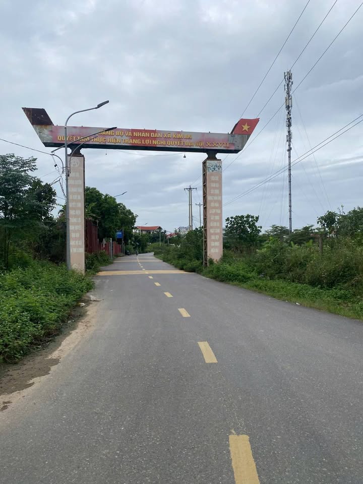 Bán tọa lạc tại vị trí đắc địa thuộc Kim An, huyện Thanh Hà, tỉnh Hải Dương