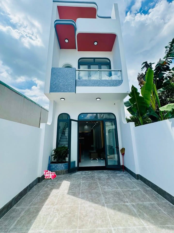 Bán nhà 1 lầu, 3 phòng ngủ, hướng Đông, tại Phú Mỹ, Bình Dương giá 3,25 tỷ