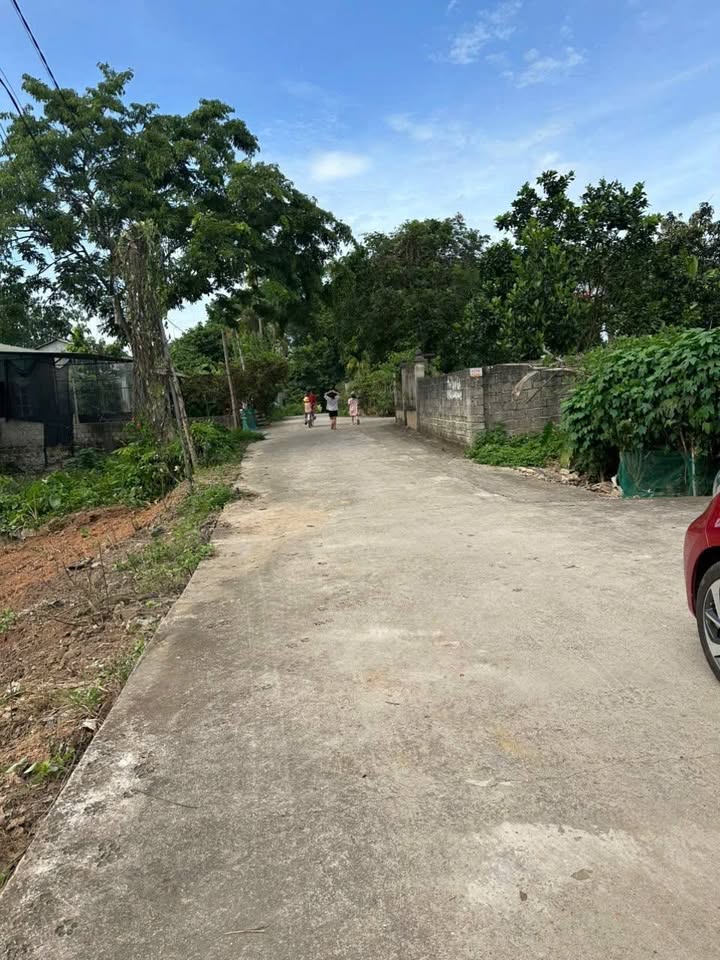 Đất vàng 165m2, 2 mặt tiền ô tô tránh, gần Quốc Lộ 2