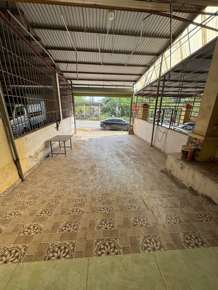 Nhà cấp 4 mặt đường Tố Hữu, 117m2, chỉ nhỉnh 2 tỷ cơ hội vàng