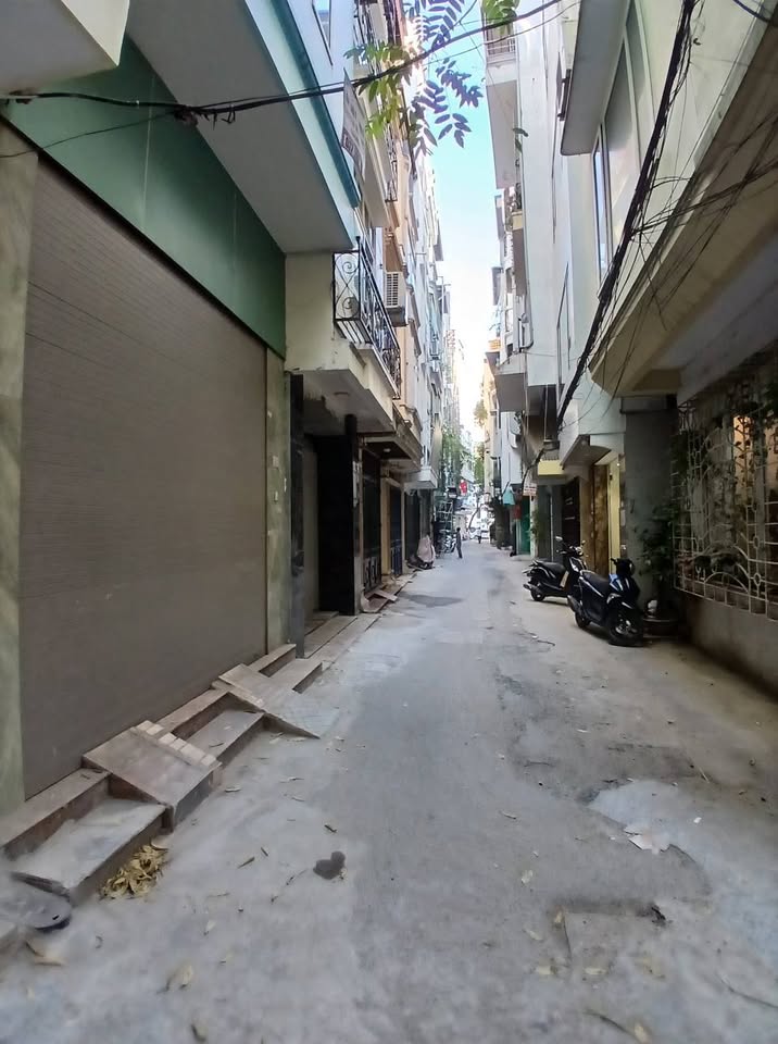 Bán nhà 6 tầng, ngõ ô tô, trung tâm Cát Linh, kinh doanh siêu lời, diện tích 35m2, giá 9 tỷ