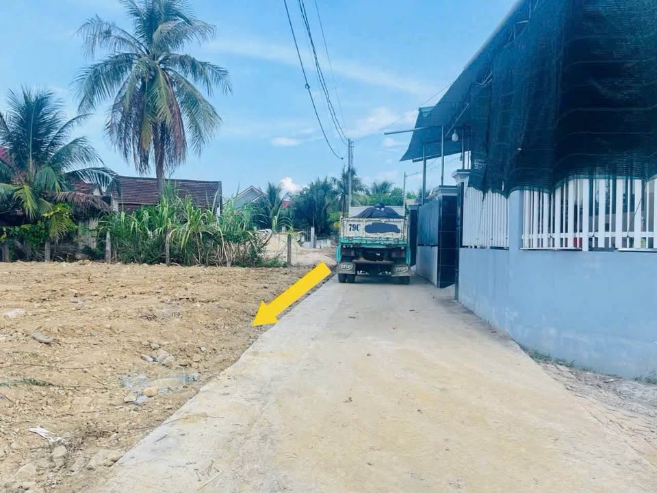 Đất Diên Sơn xinh xắn, vuông vức, ô tô tới tận nơi