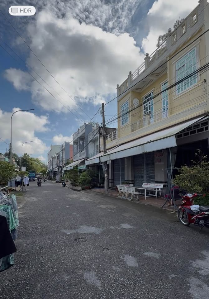 Cần bán cặp nền thổ cư 100% tại khu dân cư đông đúc Phường 4, thành phố Vị Thanh