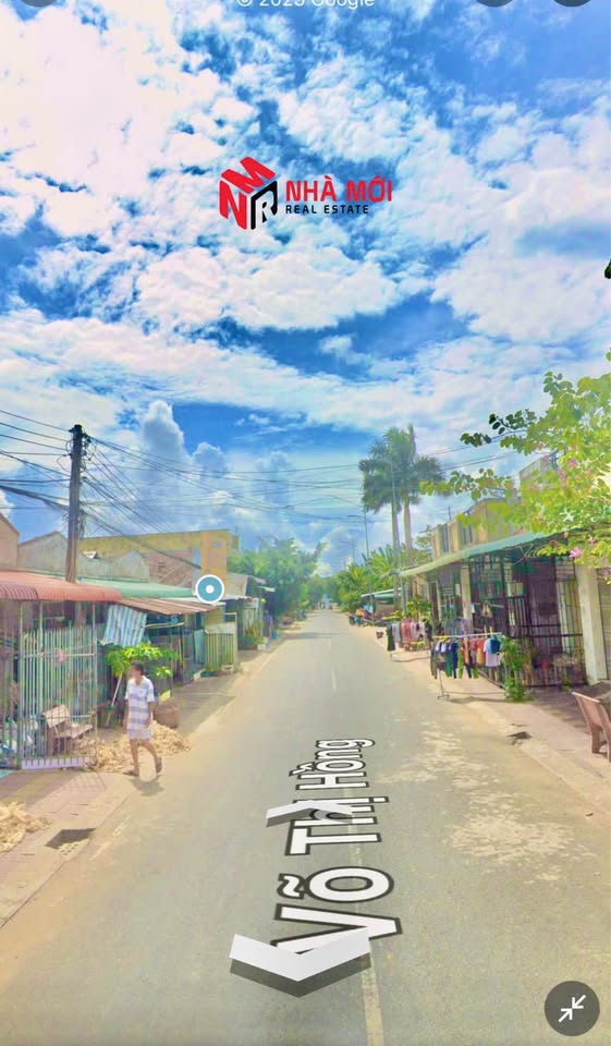 Nhà Võ Thị Hồng 4m x 27m, 2 phòng ngủ, sân đậu ô tô, giá nhỉnh 1 tỷ Cà Mau