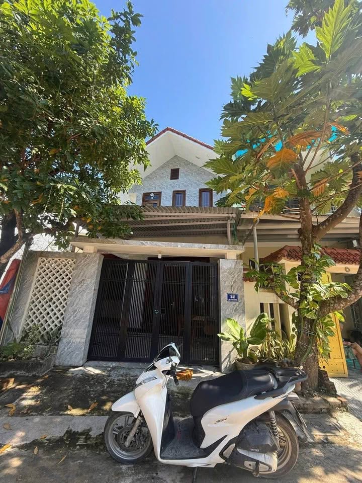 Nhà nở hậu đón lộc tài, đường ô tô rộng rãi