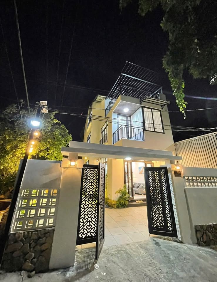 Biệt thự 3 tầng có hồ bơi siêu VIP tại Huế, diện tích khủng, giá hời