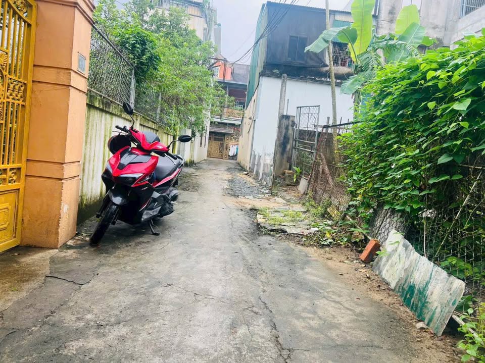 Bán nhanh lô đất đẹp 71.7m2 mặt tiền 5.2m tại Hà Huy Tập, Vinh