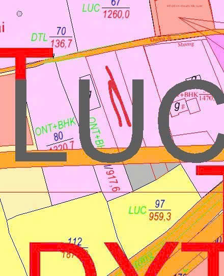 Bán gấp lô đất thổ cư 827m2 tại Hòa Đồng Tây Hòa, Phú Yên, vị trí trung tâm, giá tốt