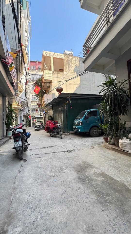 Bán nhà 6 tầng, 40m2, mặt tiền 3,5m, khu phân lô Vip Nguyễn Xiển, Hà Nội