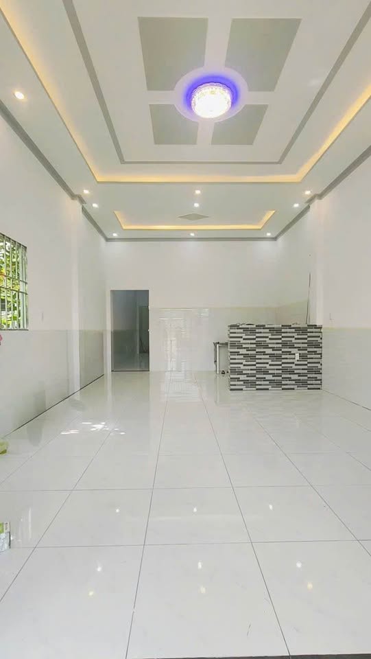 Nhà xinh xắn, 2 phòng ngủ, gần khu công nghiệp, giá iu thương dưới 1 tỷ