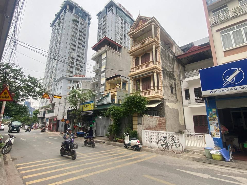 Nhà mặt phố Phú Xá, ô tô tránh, vỉa hè xịn xò