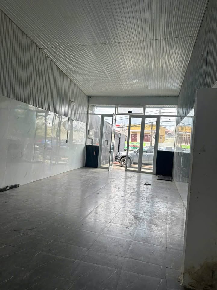 Mặt bằng kinh doanh đắc địa, 100m², Đà Lạt - Giá thuê 9 triệu/tháng