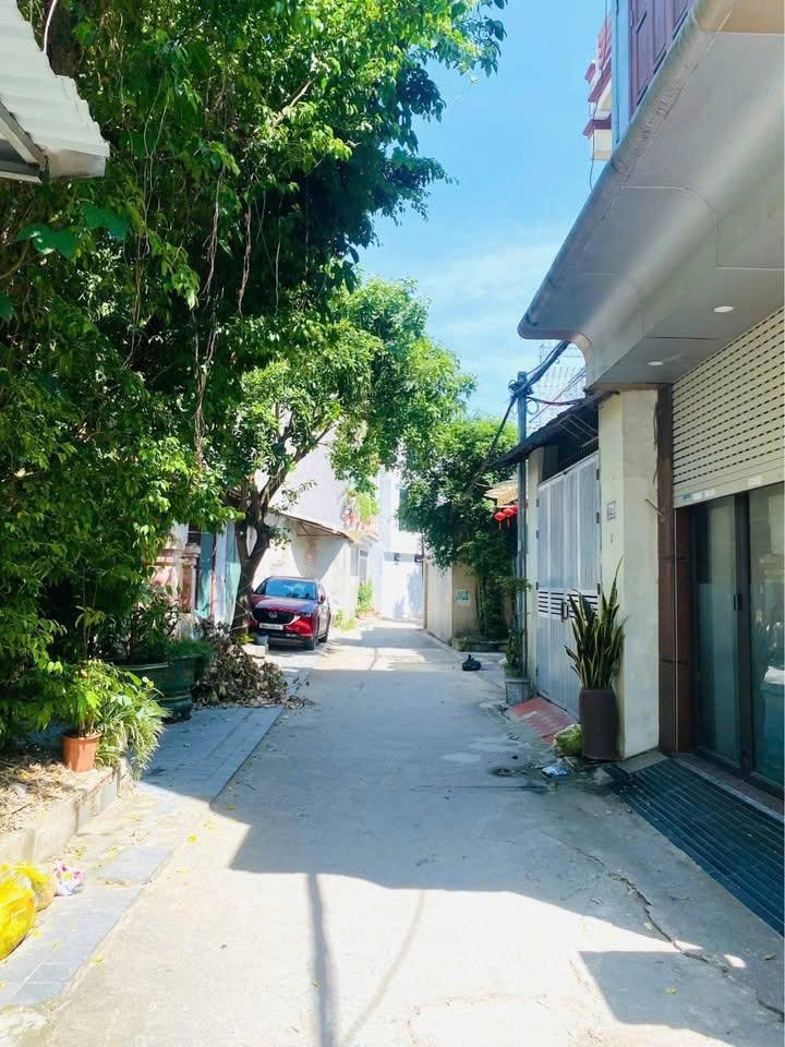 Đất vàng Hoài Đức 40m2, giá 4 tỷ, đối diện Đại học Thành Đô, hốt bạc ngay