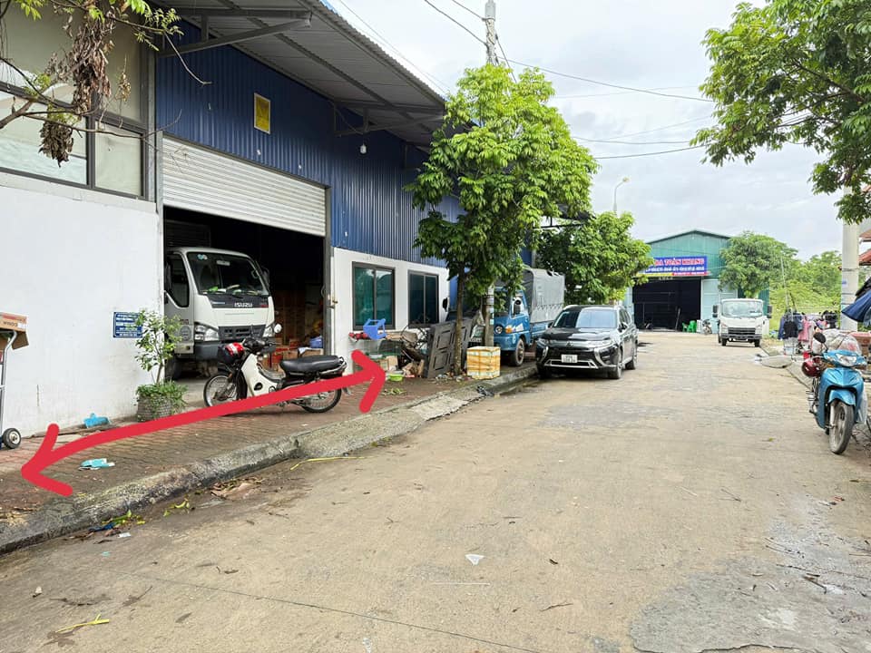 Nhà xưởng 157.5m2, mặt tiền 10.5m, Hưng Yên, giá chỉ 5 tỷ