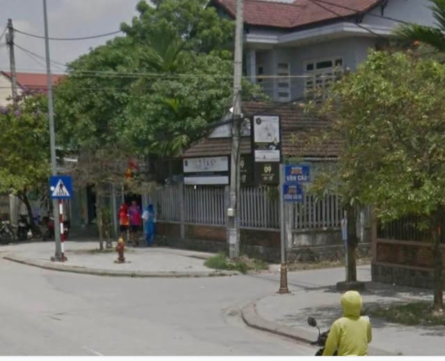 Bán nhà kiệt Văn Cao, 2 tầng, 9 phòng trọ, thu nhập 15 triệu/tháng