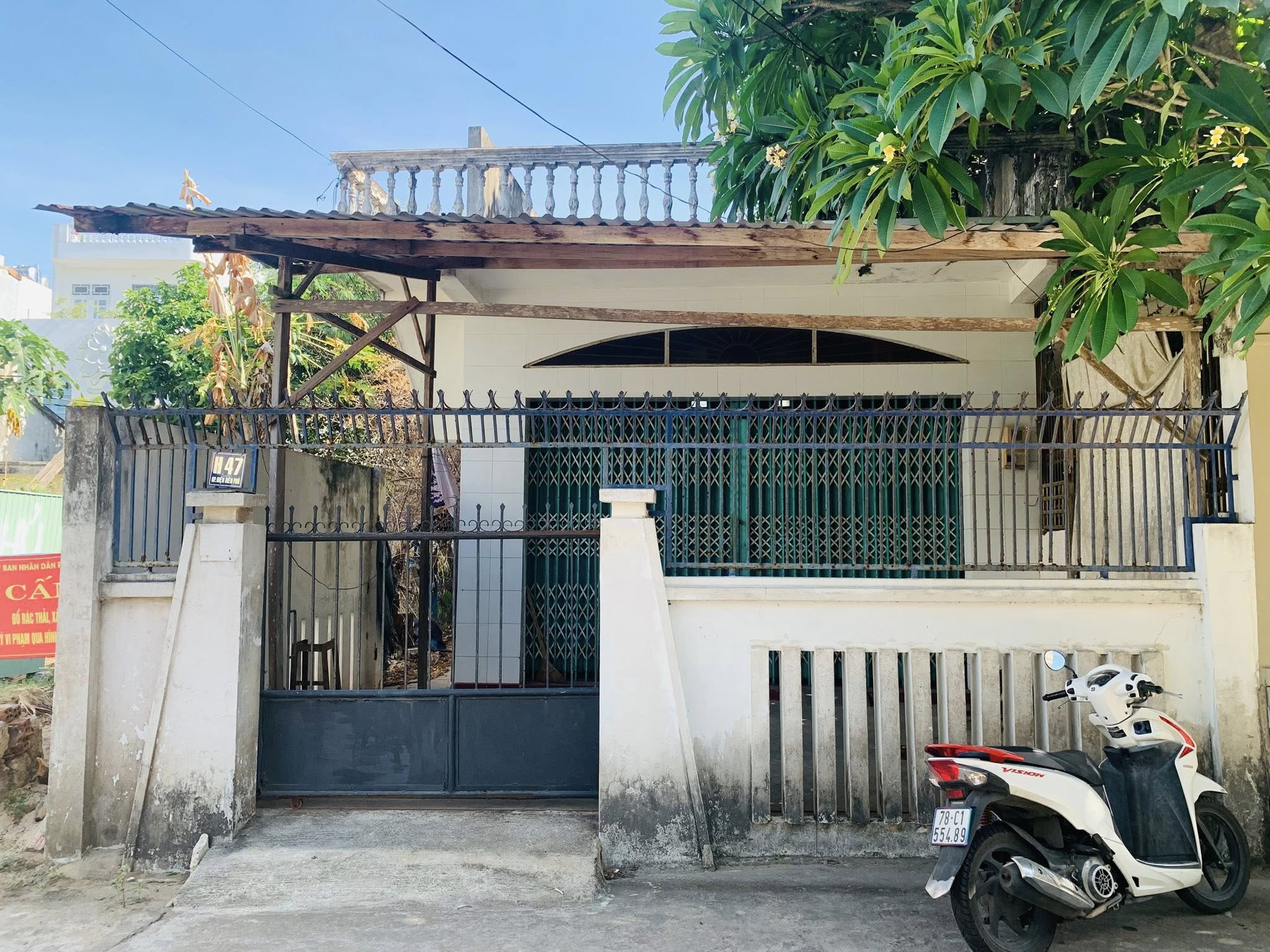 Nhà 3 mặt tiền đắc địa đất vàng Mai Xuân Thưởng, giá hời như mơ