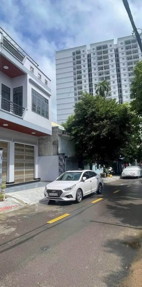 Nhà 3 tầng mặt tiền Ngô Bàn, Quy Nhơn 72m2, chỉ 5,5 tỷ, kinh doanh cực đỉnh