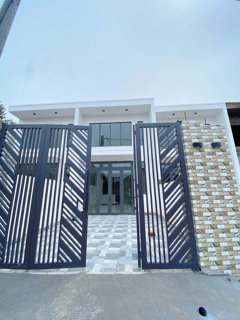 Nhà gác lửng 4,x19m, 3 phòng ngủ, 1,88 tỷ ngay chợ Tân Bình, Đồng Nai