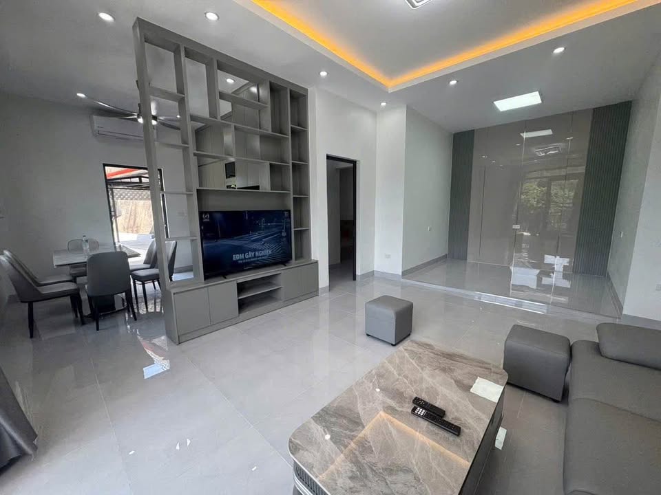 Nhà trung tâm Cao Thắng, Hạ Long 162m2, full nội thất xịn, giá 2,7 tỷ