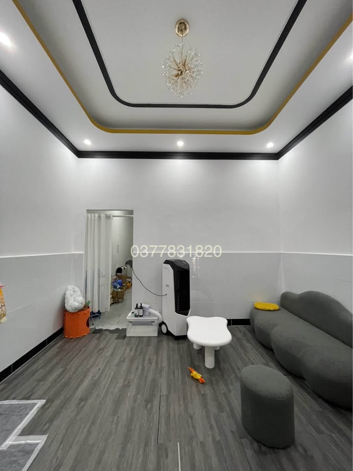 Nhà 1 trệt 1 lầu 2 phòng ngủ, 56m2, 580 triệu tại Hẻm Lò Hột, Trà Vinh