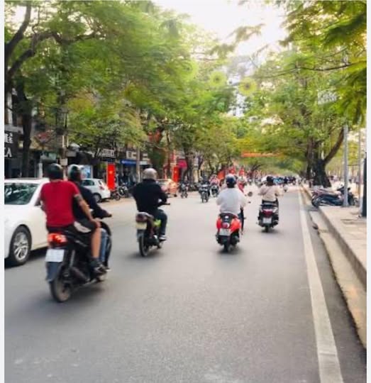 Cho thuê nhà mặt đường Nguyễn Đức Cảnh - 150m2 kinh doanh đỉnh cao