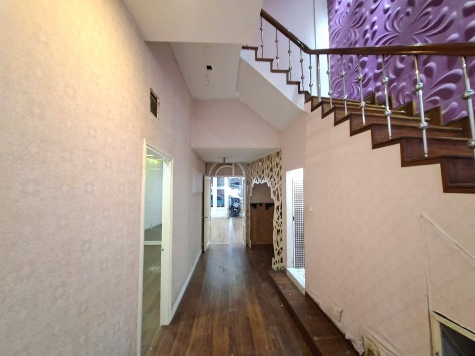 Nhà 3 tầng mặt tiền Trưng Nữ Vương, kinh doanh sầm uất, trung tâm Đà Nẵng