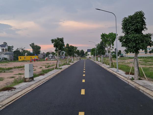 Đất Long Thành 5,6m x 20m sổ hồng riêng, công chứng ngay