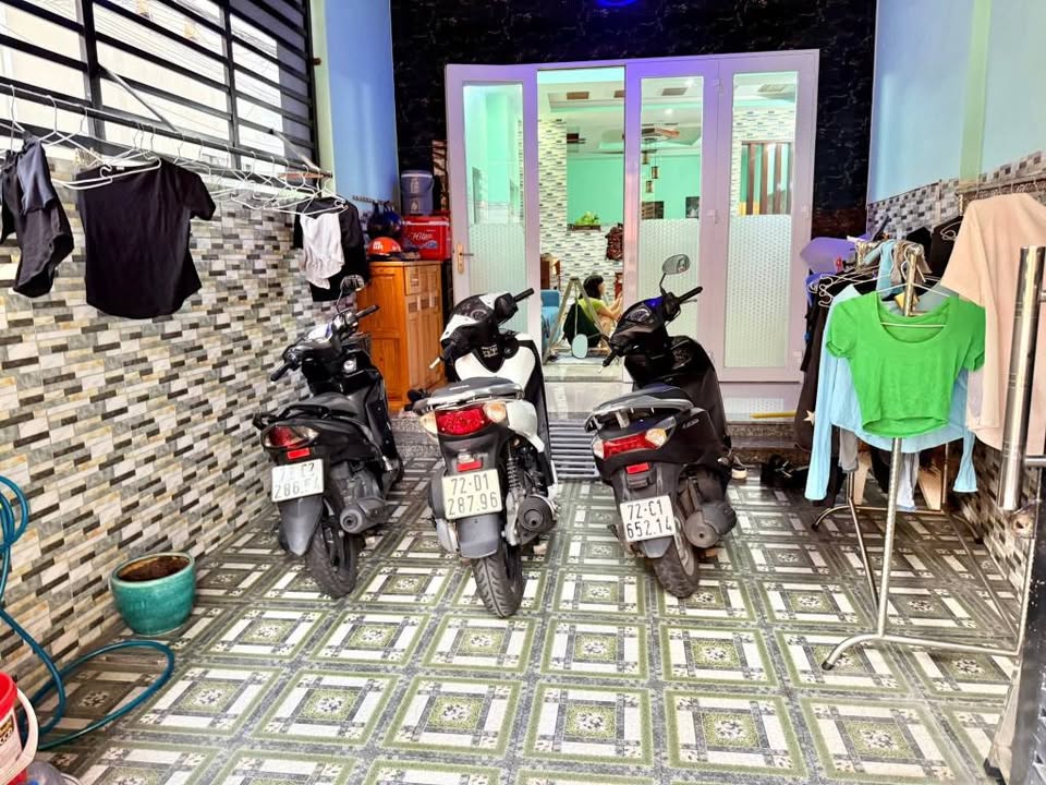 Bán nhà 78m2 hướng Đông Nam, 2 phòng ngủ tại trung tâm Thành phố Vũng Tàu