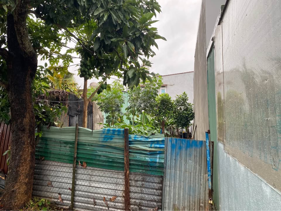 Bán lô đất hẻm 99 Đồng Khởi, gần ngã tư Lâm Viên, Đắk Lắk