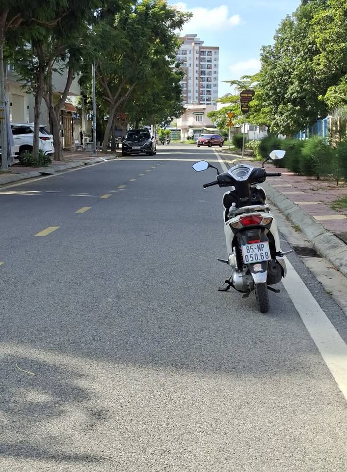 Nhà 1 trệt 1 lầu 213m2 siêu rộng tại Phan Rang - Giá tốt